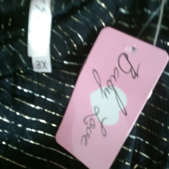 Skirt - Picture 2 of 2